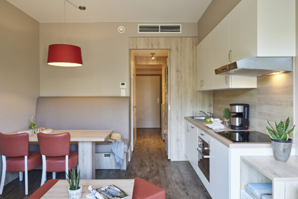 HOLIDAY SUITES WESTENDE-002